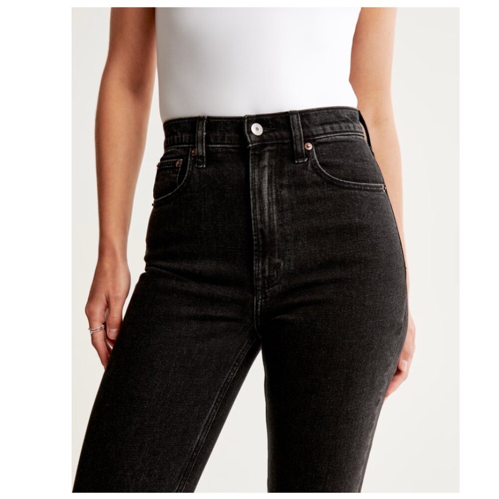 Abercrombie Curve Love Ultra High Rise Ankle Straight Jean - 28/6R